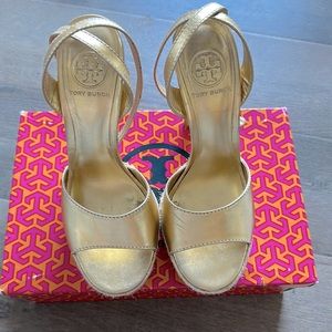 Tory Burch Platform Strapy Brushed Gold heels